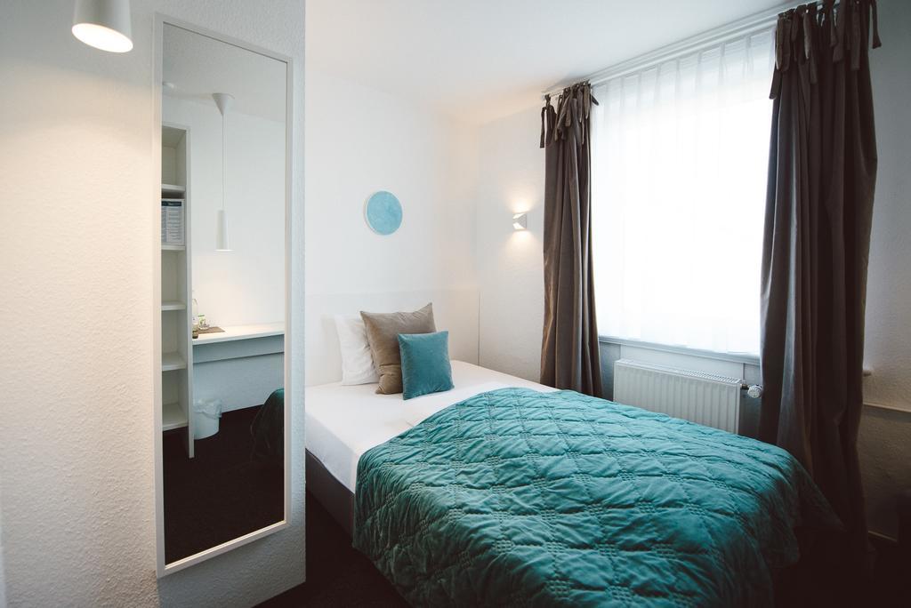 Meerzeit Hotel Куксхафен Экстерьер фото