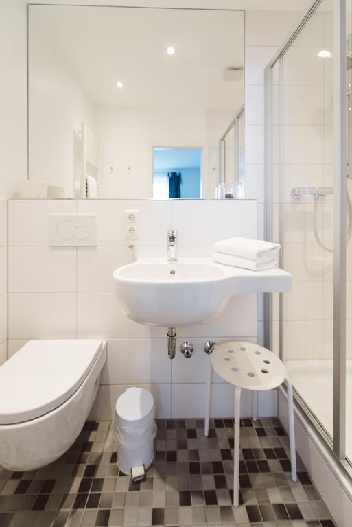 Meerzeit Hotel Куксхафен Экстерьер фото